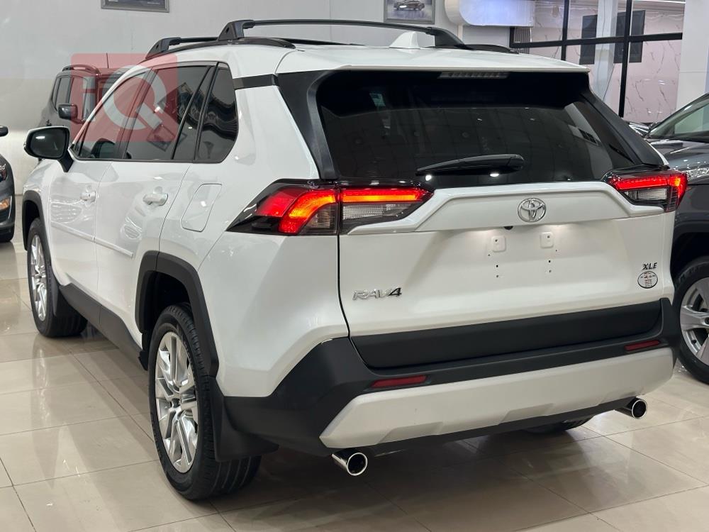 تويوتا راف 4